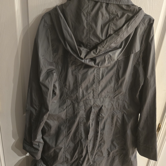 Cole Haan Women's Gray Jacket (M) Portable Rain Jacket - Picture 4 of 8